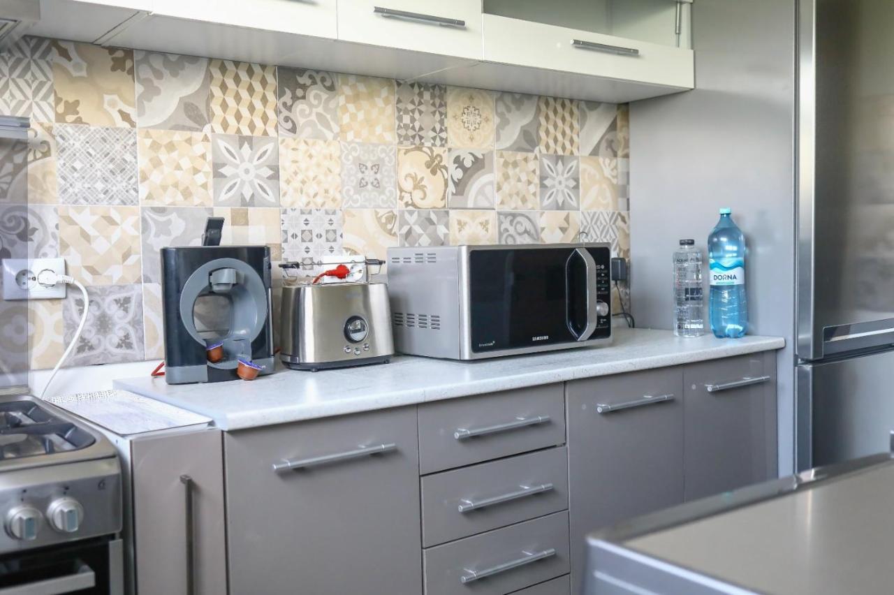 Colonial Touch Apartament Brasov Ngoại thất bức ảnh